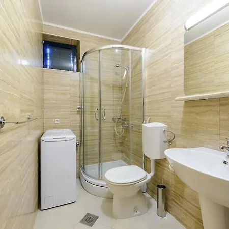 Center - With Private Terrace 2 *
