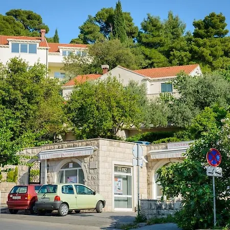 Center - With Private Terrace 2