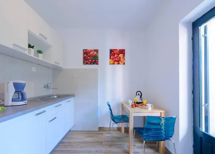 Apartamento Center - With Private Terrace 2 *