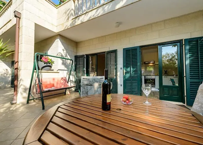 Center - With Private Terrace 2 *
